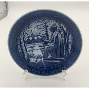 Vintage Grande Porcelain Copenhagen "Julen 1978" Blue Collectible Plate "Mint"